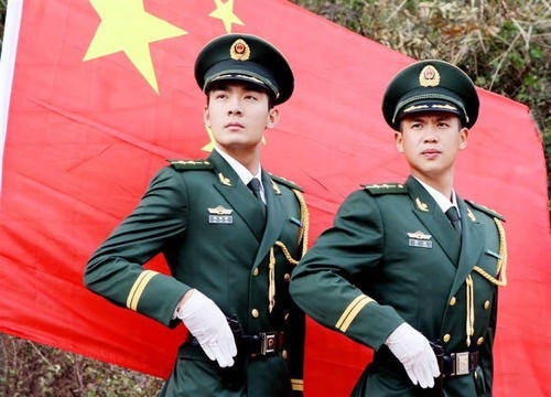 现在投军想留在队伍容易吗?【IM电竞官网】(图3)
现在投军想留在队伍容易吗?【IM电竞官网】(图3)