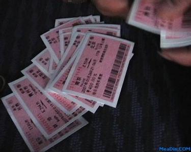 中国选手邢雅萍再获军运会跳伞项目三枚金牌‘IM电竞’(图2) IM电竞